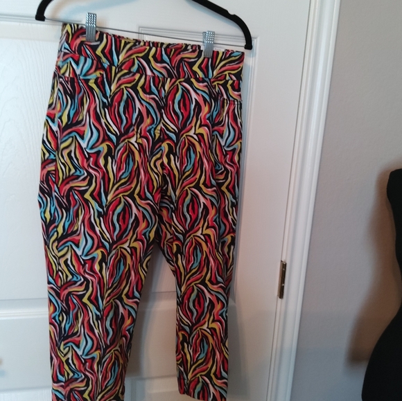 Slim-sation By Multiples Ladies Capri Pants - Picture 1 of 8